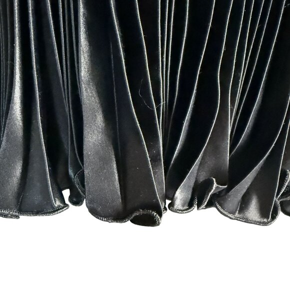 Harris Wallace Women's Pleated Skirt Size 6 Black Satin Elastic Waist Career - Picture 2 of 9